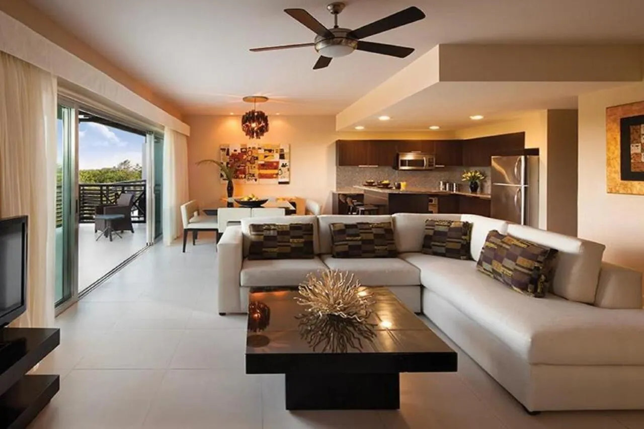 Residences At The Fives Playa del Carmen Hotel