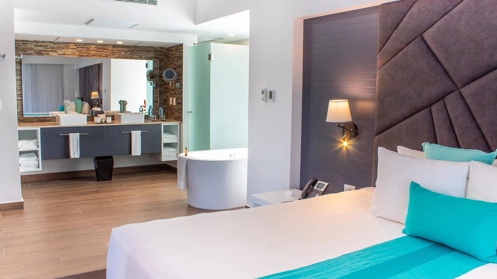 Residences At The Fives Playa del Carmen Hotel