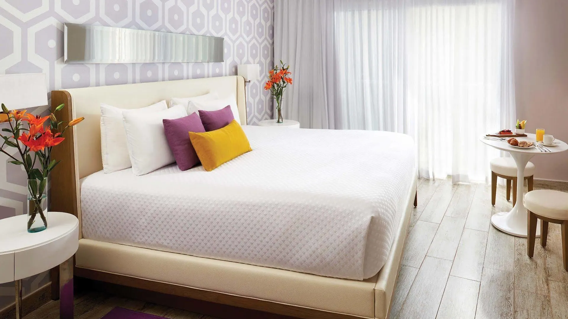 Residences At The Fives Playa del Carmen 5*,