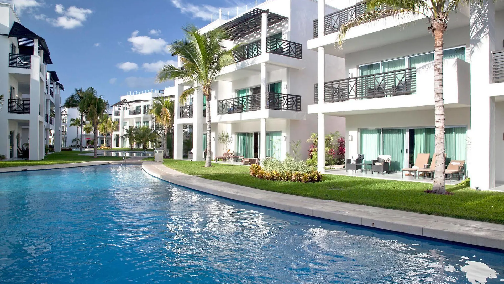 Residences At The Fives Playa del Carmen Hotel